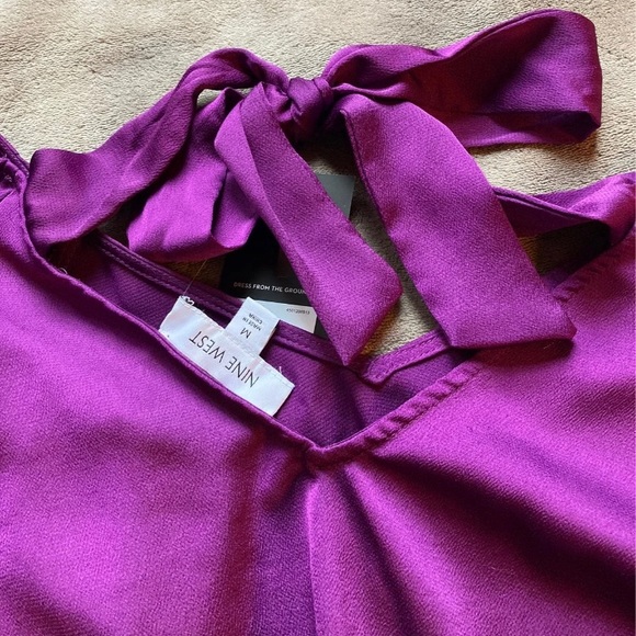 Purple satin Nine West blouse - Picture 5 of 5